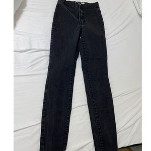 Black Skinny Jeans